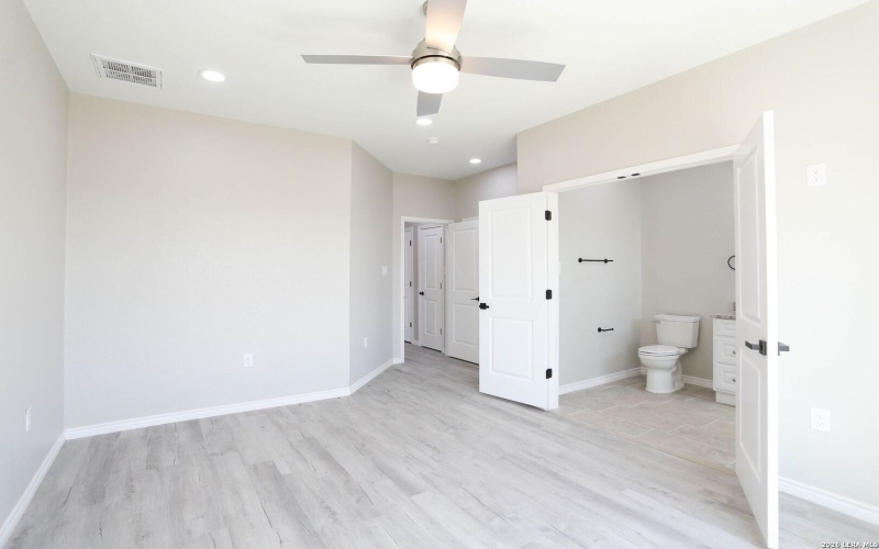 656 Canyon Circle, Canyon Lake, TX 78133, 3 Bedrooms Bedrooms, ,2 BathroomsBathrooms,Residential,For Sale,656 Canyon Circle,0,1950145