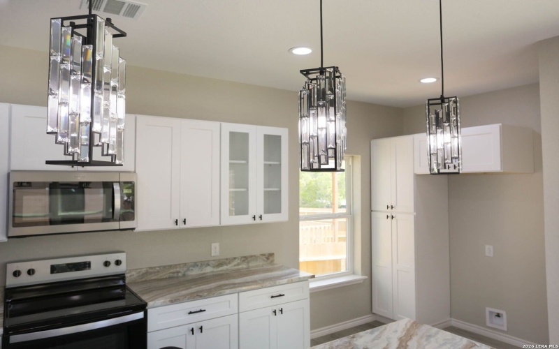 656 Canyon Circle, Canyon Lake, TX 78133, 3 Bedrooms Bedrooms, ,2 BathroomsBathrooms,Residential,For Sale,656 Canyon Circle,0,1950145