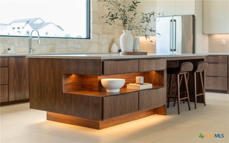 298 Glenview Circle, Belton, TX 76513, 4 Bedrooms Bedrooms, ,5 BathroomsBathrooms,Residential,For Sale,298 Glenview Circle,0,601859