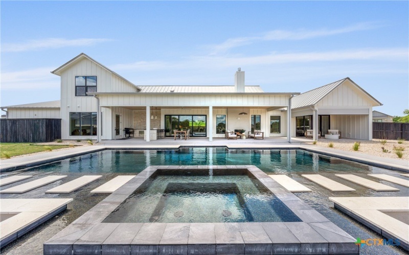 298 Glenview Circle, Belton, TX 76513, 4 Bedrooms Bedrooms, ,5 BathroomsBathrooms,Residential,For Sale,298 Glenview Circle,0,601859