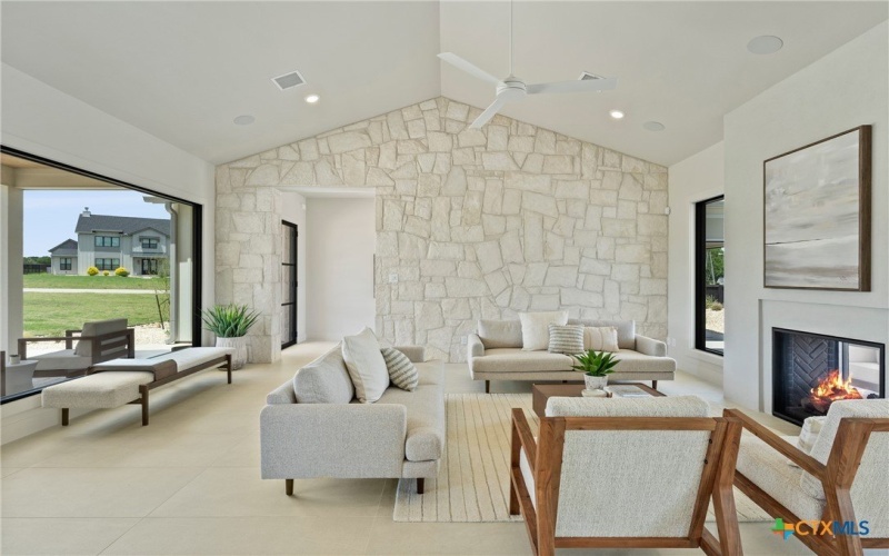 298 Glenview Circle, Belton, TX 76513, 4 Bedrooms Bedrooms, ,5 BathroomsBathrooms,Residential,For Sale,298 Glenview Circle,0,601859