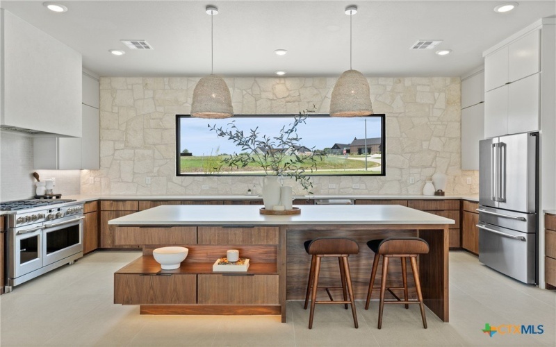 298 Glenview Circle, Belton, TX 76513, 4 Bedrooms Bedrooms, ,5 BathroomsBathrooms,Residential,For Sale,298 Glenview Circle,0,601859