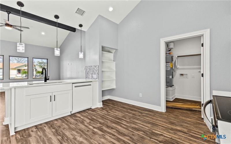 209 Troell Street, Seguin, TX 78155, 3 Bedrooms Bedrooms, ,2 BathroomsBathrooms,Residential,For Sale,209 Troell Street,0,607566