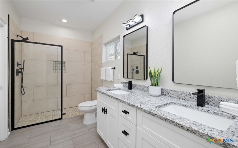 1310 Mountain Top Loop, Canyon Lake, TX 78133, 3 Bedrooms Bedrooms, ,2 BathroomsBathrooms,Residential,For Sale,1310 Mountain Top Loop,0,603409