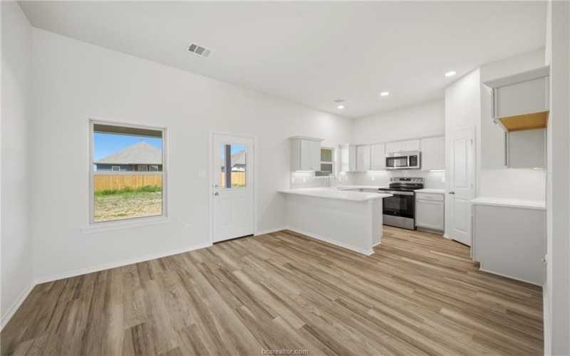 125 Cotton Cove, Snook, TX 77878, 3 Habitaciones Habitaciones , ,2 BañosBaños,Residential,En Venta,125 Cotton Cove,0,26003349