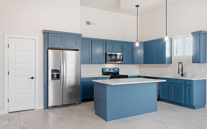 13840 Paseo Celeste Drive, Horizon City, TX 79928, 4 Bedrooms Bedrooms, ,3 BathroomsBathrooms,Residential,For Sale,13840 Paseo Celeste Drive,0,940621