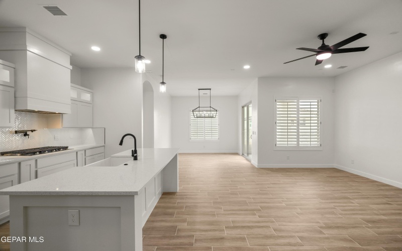 14017 Alice Hughes, Horizon City, TX 79928, 3 Bedrooms Bedrooms, ,2 BathroomsBathrooms,Residential,For Sale,14017 Alice Hughes,0,940623