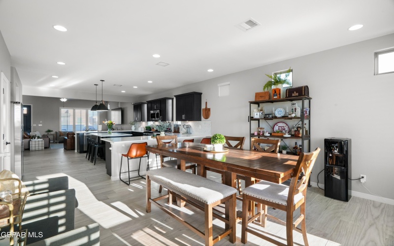 825 ACTON Street, Horizon City, TX 79928, 3 Bedrooms Bedrooms, ,2 BathroomsBathrooms,Residential,For Sale,825 ACTON Street,0,940629