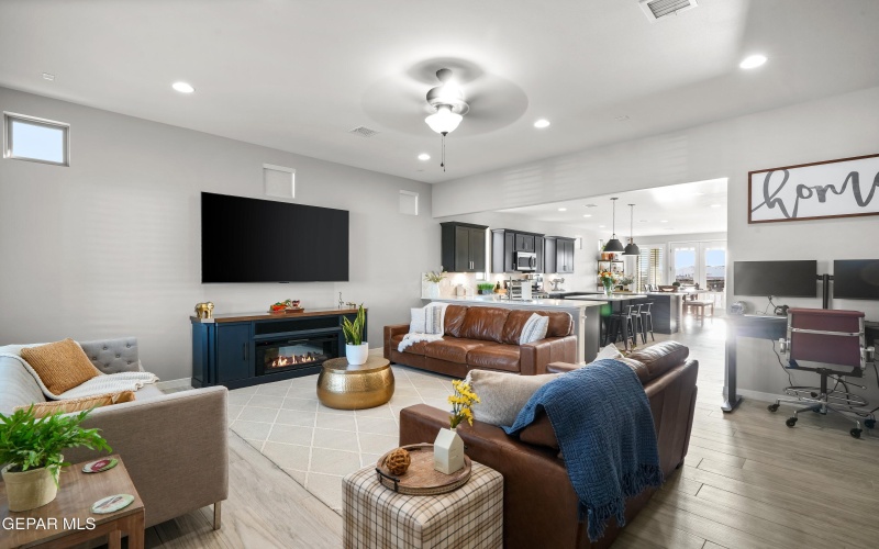 825 ACTON Street, Horizon City, TX 79928, 3 Bedrooms Bedrooms, ,2 BathroomsBathrooms,Residential,For Sale,825 ACTON Street,0,940629