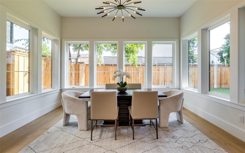 4426 Bonham Street, Dallas, TX 75229, 5 Bedrooms Bedrooms, ,6 BathroomsBathrooms,Residential,For Sale,4426 Bonham Street,20702328