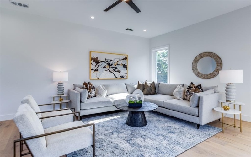 4426 Bonham Street, Dallas, TX 75229, 5 Bedrooms Bedrooms, ,6 BathroomsBathrooms,Residential,For Sale,4426 Bonham Street,20702328
