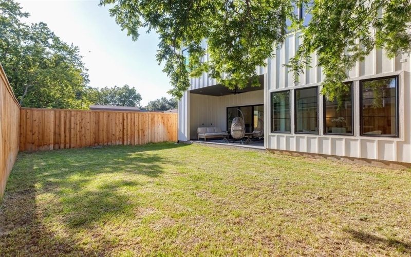 4426 Bonham Street, Dallas, TX 75229, 5 Bedrooms Bedrooms, ,6 BathroomsBathrooms,Residential,For Sale,4426 Bonham Street,20702328