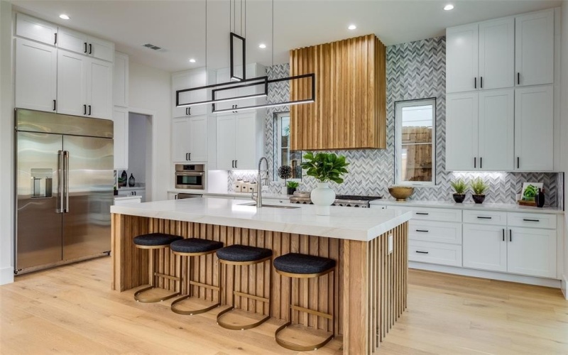 4426 Bonham Street, Dallas, TX 75229, 5 Bedrooms Bedrooms, ,6 BathroomsBathrooms,Residential,For Sale,4426 Bonham Street,20702328