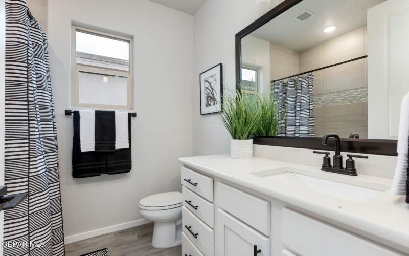 14037 Paseo Central Avenue, Horizon City, TX 79928, 4 Bedrooms Bedrooms, ,2 BathroomsBathrooms,Residential,For Sale,14037 Paseo Central Avenue,0,940643