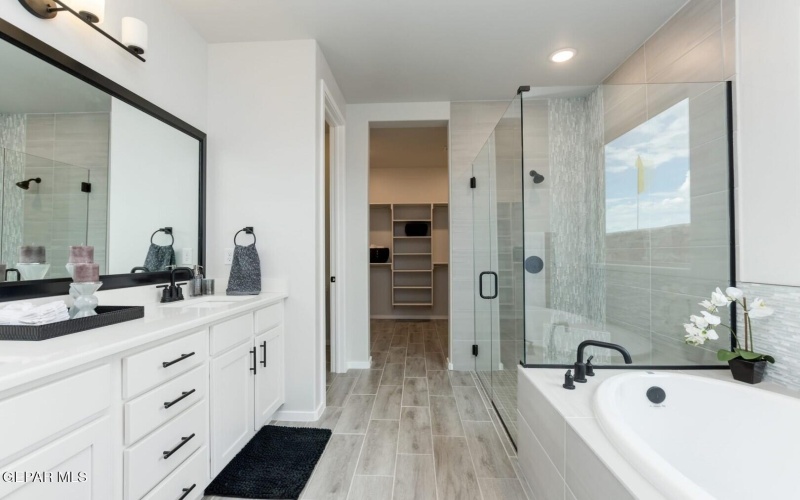 14037 Paseo Central Avenue, Horizon City, TX 79928, 4 Bedrooms Bedrooms, ,2 BathroomsBathrooms,Residential,For Sale,14037 Paseo Central Avenue,0,940643