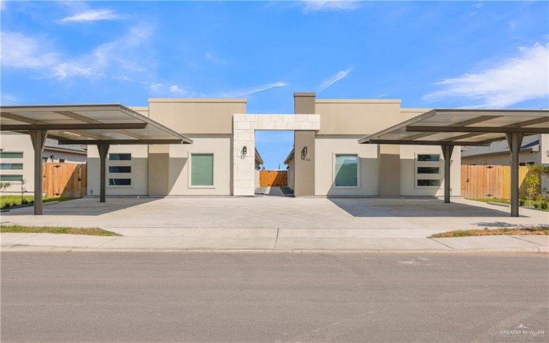 1906 W Violet Drive unit: 3, Pharr, TX 78577, 3 Bedrooms Bedrooms, ,2 BathroomsBathrooms,Residential,For Sale,1906 W Violet Drive unit: 3,0,498510