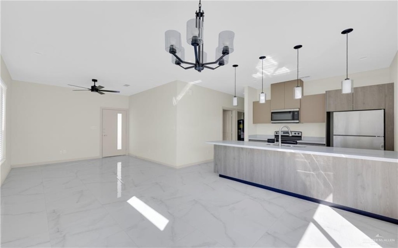 1906 W Violet Drive unit: 3, Pharr, TX 78577, 3 Bedrooms Bedrooms, ,2 BathroomsBathrooms,Residential,For Sale,1906 W Violet Drive unit: 3,0,498510