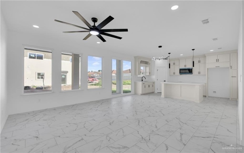 3527 K Center Street, McAllen, TX 78503, 3 Bedrooms Bedrooms, ,2 BathroomsBathrooms,Residential,For Sale,3527 K Center Street,0,498556