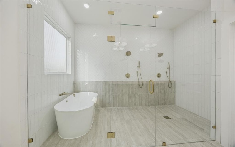 3910 Harlingen, Dallas, TX 75212, 4 Bedrooms Bedrooms, ,5 BathroomsBathrooms,Residential,For Sale,3910 Harlingen,0,21201991