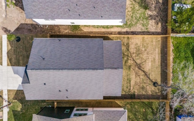 3910 Harlingen, Dallas, TX 75212, 4 Bedrooms Bedrooms, ,5 BathroomsBathrooms,Residential,For Sale,3910 Harlingen,0,21201991