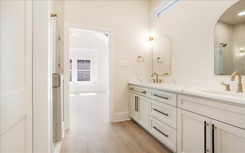 9 Greenway Bend, Pottsboro, TX 75076, 4 Habitaciones Habitaciones , ,3 BañosBaños,Residential,En Venta,9 Greenway Bend,0,21205345