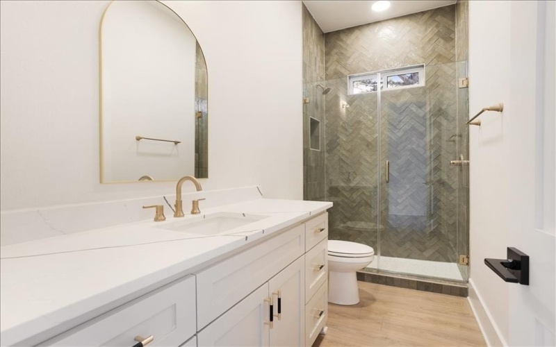 9 Greenway Bend, Pottsboro, TX 75076, 4 Habitaciones Habitaciones , ,3 BañosBaños,Residential,En Venta,9 Greenway Bend,0,21205345