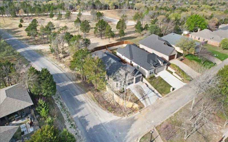 9 Greenway Bend, Pottsboro, TX 75076, 4 Habitaciones Habitaciones , ,3 BañosBaños,Residential,En Venta,9 Greenway Bend,0,21205345