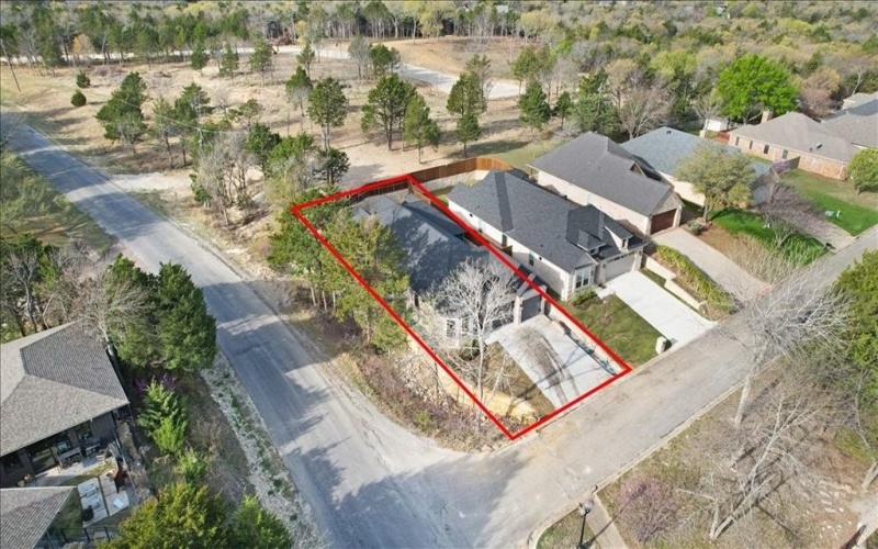 9 Greenway Bend, Pottsboro, TX 75076, 4 Habitaciones Habitaciones , ,3 BañosBaños,Residential,En Venta,9 Greenway Bend,0,21205345