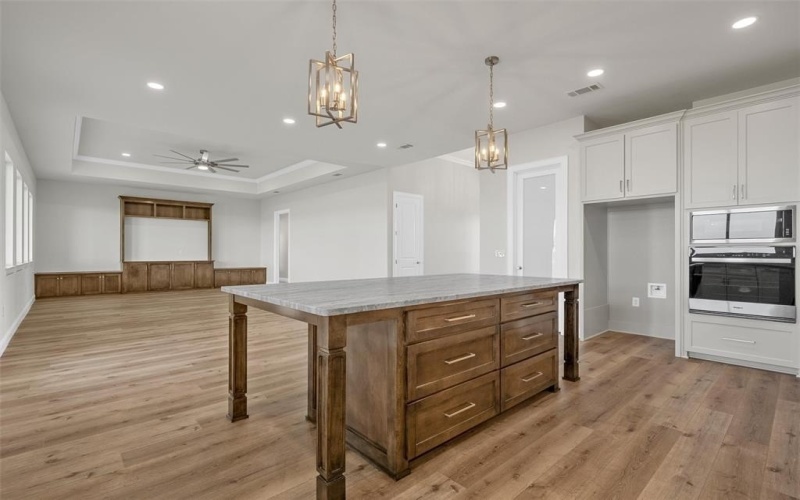 995 Galaxy Road, Woodway, TX 76712, 4 Bedrooms Bedrooms, ,2 BathroomsBathrooms,Residential,For Sale,995 Galaxy Road,0,21209273