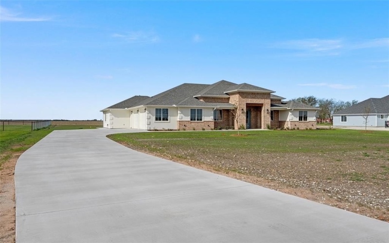 995 Galaxy Road, Woodway, TX 76712, 4 Bedrooms Bedrooms, ,2 BathroomsBathrooms,Residential,For Sale,995 Galaxy Road,0,21209273