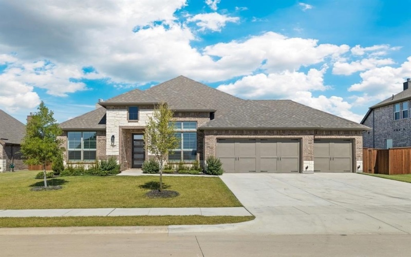 707 Soprano Drive, Forney, TX 75126, 4 Bedrooms Bedrooms, ,3 BathroomsBathrooms,Residential,For Sale,707 Soprano Drive,0,21210106