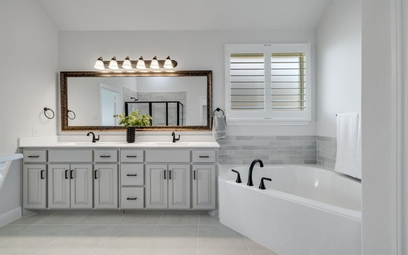 707 Soprano Drive, Forney, TX 75126, 4 Bedrooms Bedrooms, ,3 BathroomsBathrooms,Residential,For Sale,707 Soprano Drive,0,21210106