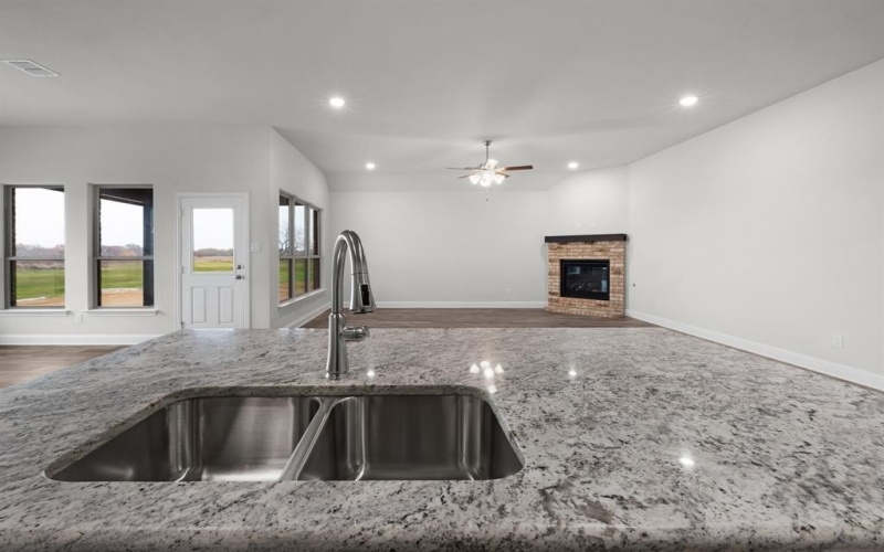 2750 Canvas Back Drive, Greenville, TX 75402, 4 Habitaciones Habitaciones , ,2 BañosBaños,Residential,En Venta,2750 Canvas Back Drive,20720803