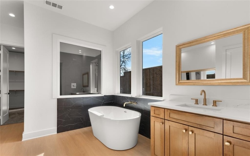 1908 Heritage Knoll Drive, Sherman, TX 75092, 3 Habitaciones Habitaciones , ,3 BañosBaños,Residential,En Venta,1908 Heritage Knoll Drive,0,21211602