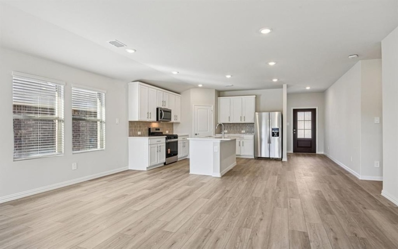 4015 Granbury Drive, Farmersville, TX 75442, 3 Bedrooms Bedrooms, ,2 BathroomsBathrooms,Residential,For Sale,4015 Granbury Drive,0,21211695