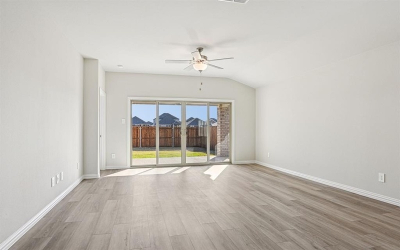 4015 Granbury Drive, Farmersville, TX 75442, 3 Bedrooms Bedrooms, ,2 BathroomsBathrooms,Residential,For Sale,4015 Granbury Drive,0,21211695