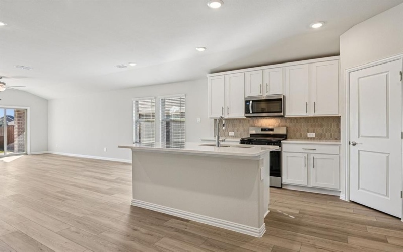 4015 Granbury Drive, Farmersville, TX 75442, 3 Bedrooms Bedrooms, ,2 BathroomsBathrooms,Residential,For Sale,4015 Granbury Drive,0,21211695