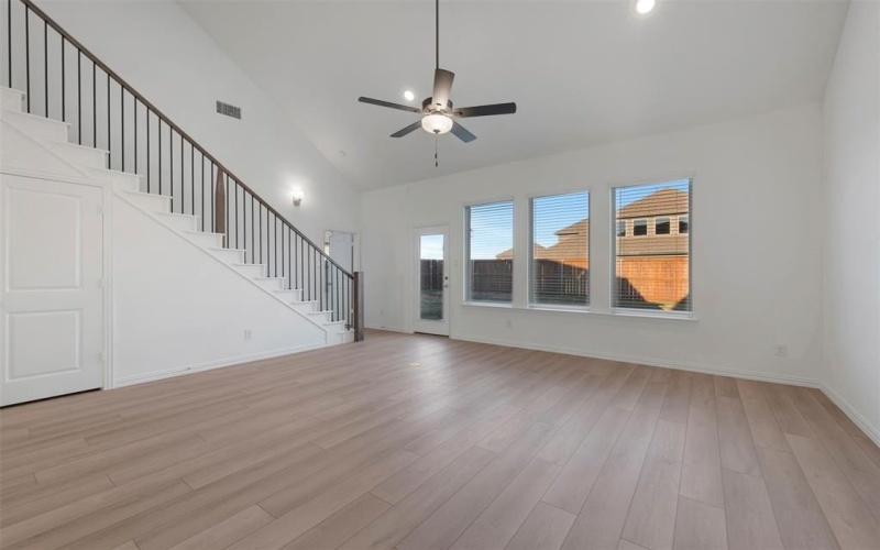 5032 Lily Creek Drive, Aubrey, TX 76227, 4 Bedrooms Bedrooms, ,2 BathroomsBathrooms,Residential,For Sale,5032 Lily Creek Drive,0,21212161