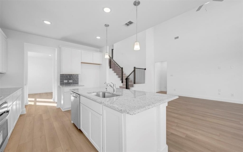 5040 Ressina Drive, Aubrey, TX 76227, 4 Bedrooms Bedrooms, ,3 BathroomsBathrooms,Residential,For Sale,5040 Ressina Drive,0,21212317