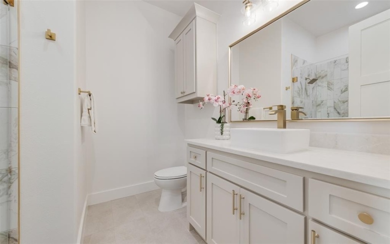 384 Edwards Road, Rockwall, TX 75032, 4 Bedrooms Bedrooms, ,5 BathroomsBathrooms,Residential,For Sale,384 Edwards Road,0,21212851