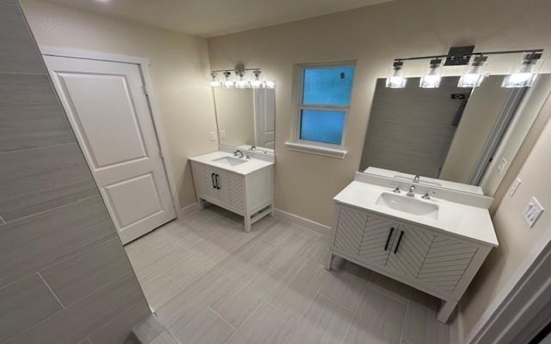 825 W Walker Street, Denison, TX 75020, 3 Bedrooms Bedrooms, ,2 BathroomsBathrooms,Residential,For Sale,825 W Walker Street,20721058