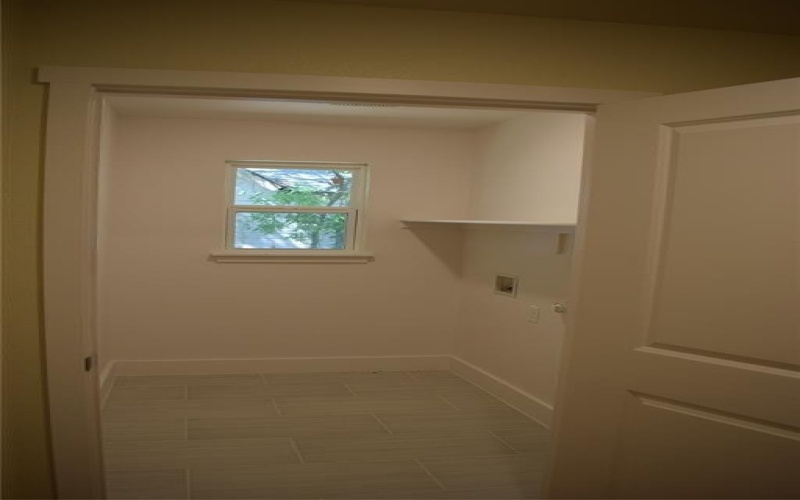 825 W Walker Street, Denison, TX 75020, 3 Bedrooms Bedrooms, ,2 BathroomsBathrooms,Residential,For Sale,825 W Walker Street,20721058