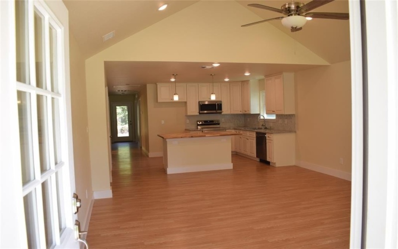 825 W Walker Street, Denison, TX 75020, 3 Bedrooms Bedrooms, ,2 BathroomsBathrooms,Residential,For Sale,825 W Walker Street,20721058