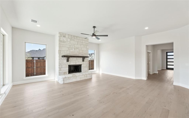 504 Red Maple Road, Waxahachie, TX 75165, 3 Habitaciones Habitaciones , ,3 BañosBaños,Residential,En Venta,504 Red Maple Road,0,21213017