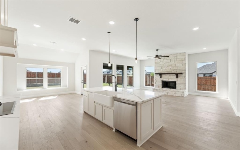 504 Red Maple Road, Waxahachie, TX 75165, 3 Habitaciones Habitaciones , ,3 BañosBaños,Residential,En Venta,504 Red Maple Road,0,21213017