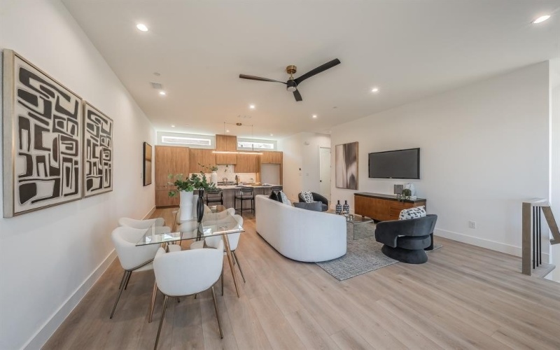 5320 Reiger Avenue #103, Dallas, TX 75214, 2 Habitaciones Habitaciones , ,2 BañosBaños,Residential,En Venta,5320 Reiger Avenue,0,21213044