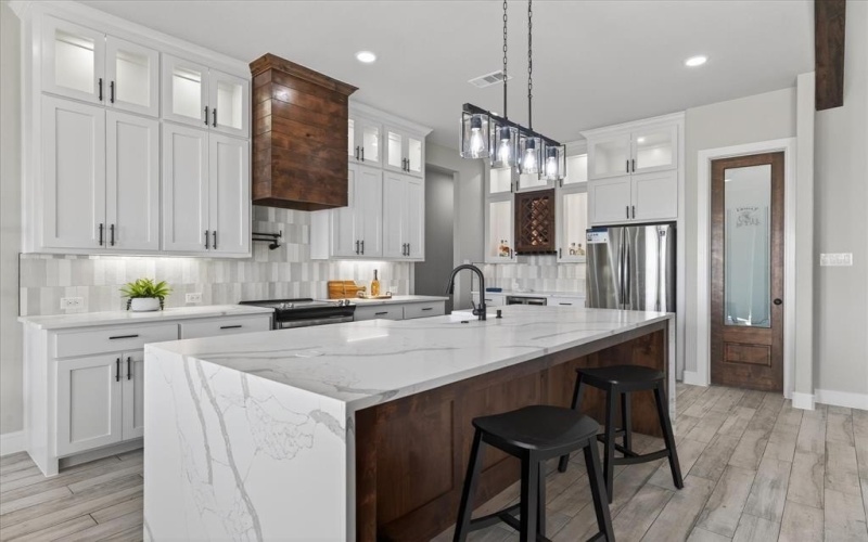 556 County Road 4875 Street, Celeste, TX 75423, 4 Habitaciones Habitaciones , ,3 BañosBaños,Residential,En Venta,556 County Road 4875 Street,0,21213069