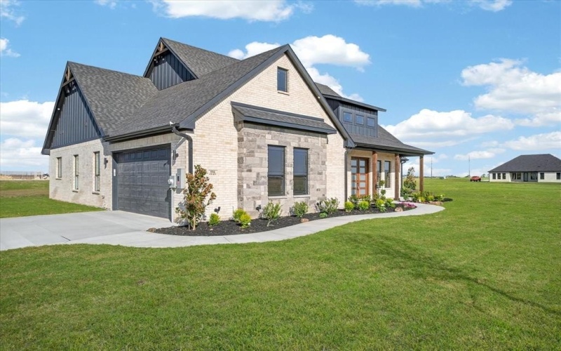 556 County Road 4875 Street, Celeste, TX 75423, 4 Habitaciones Habitaciones , ,3 BañosBaños,Residential,En Venta,556 County Road 4875 Street,0,21213069