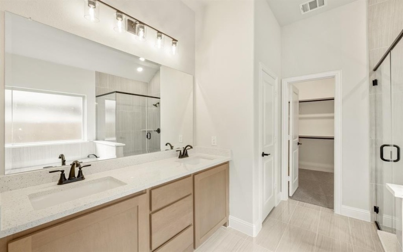 1604 Olivia Drive, Trenton, TX 75490, 4 Bedrooms Bedrooms, ,3 BathroomsBathrooms,Residential,For Sale,1604 Olivia Drive,0,21213223