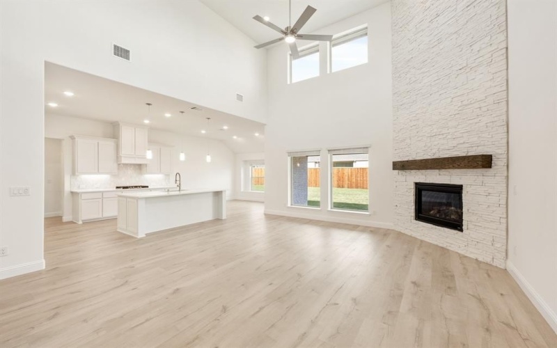 2117 Crosstimber Court, Aubrey, TX 76227, 5 Bedrooms Bedrooms, ,5 BathroomsBathrooms,Residential,For Sale,2117 Crosstimber Court,0,21213372